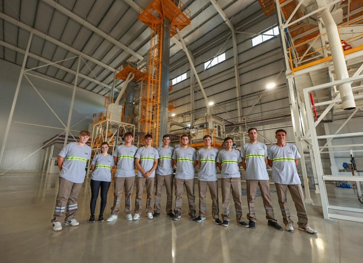 Coop. Guillermo Lehmann inauguró su fábrica de alimentos balanceados